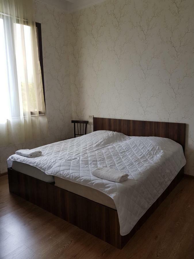 Hotel Lukas'S House Kobuleti Esterno foto